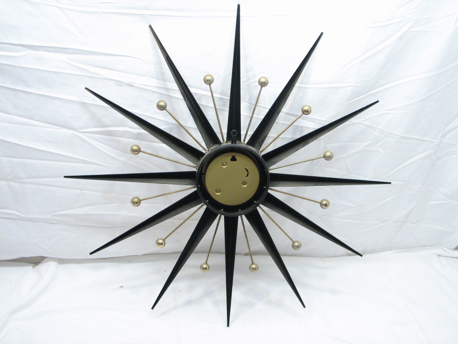 Mid-Century Modern Walnut Sun-Burst Wall Clock Eames Era Sunburst ...