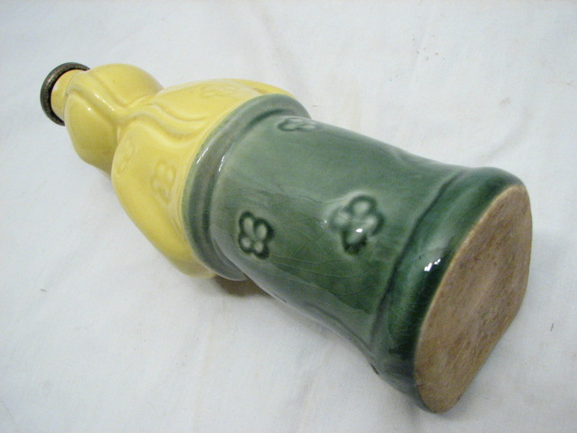   POTTERY LAUNDRY SPRINKLER SHAKER SPRINKLE PLENTY ASIAN FIGURE  