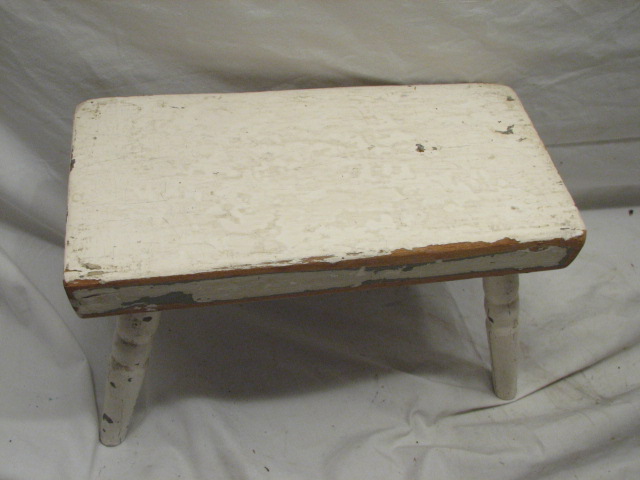 EARLY CHILDS PRIMITIVE WOOD FOOT STOOL ANTIQUE BENCH  