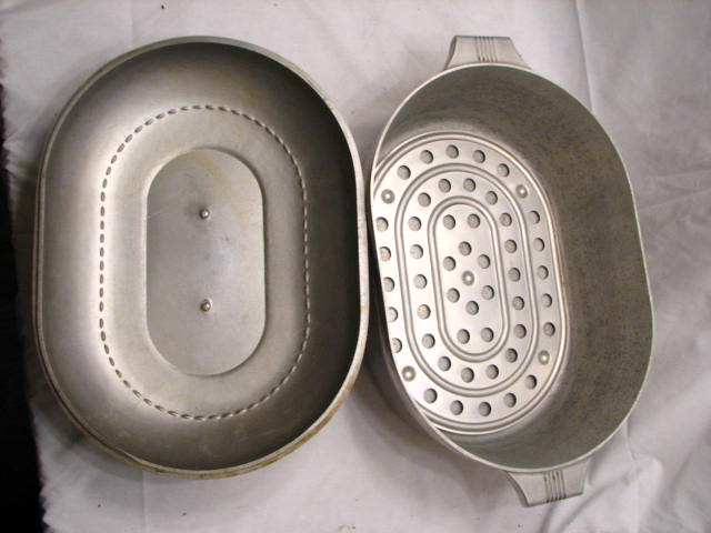 WAGNER WARE LARGE MAGNALITE OVEN ROASTER PAN W/TRIVET 4267 P  