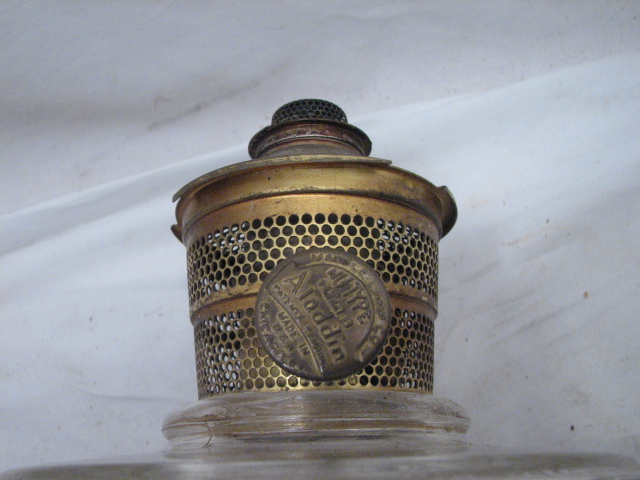 Vintage Aladdin Washington Drape Nu-Type Lamp Crystal Glass Kerosene Light Oil - Picture 4 of 10