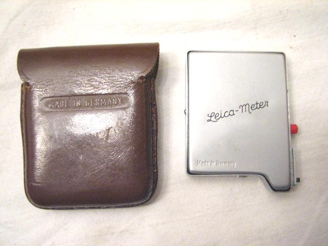 VINTAGE LEICA LIGHT METER BOOSTER LEATHER CASE GERMANY  