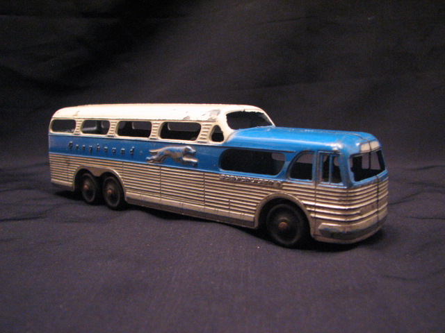 TOOTSIETOY DIE CAST GMC SCENECRUISER GREYHOUND BUS TOY | eBay