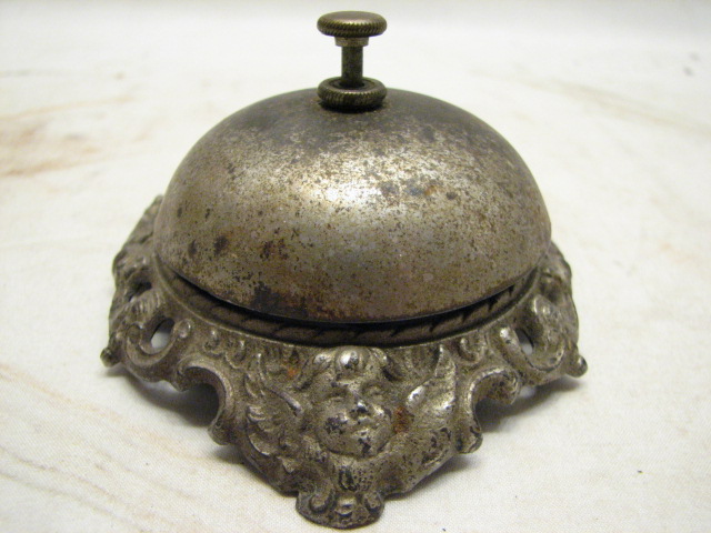 ANTIQUE IRON COUNTER BELL DECORATIVE CHERUBS ANGELS HOTEL CALL DESK 