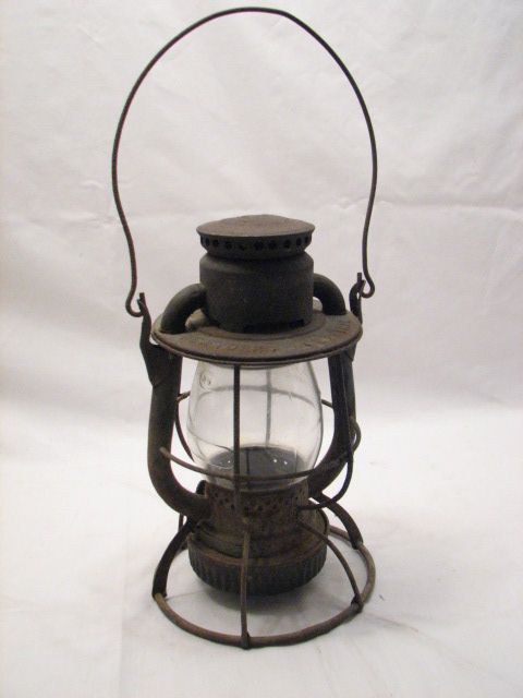   DIETZ VESTA RAILROAD LANTERN GLOBE NY NEW YORK CENTRAL RR  