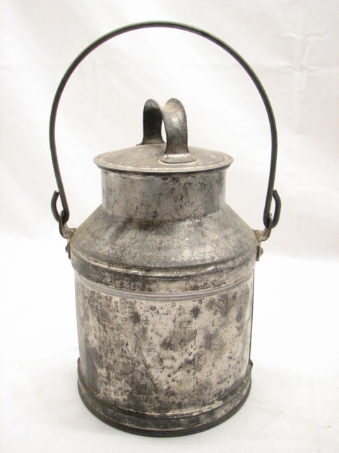 VINTAGE MILK PAIL CREAM DAIRY CAN PAIL 2 QT GALVANIZED W/ BAIL  