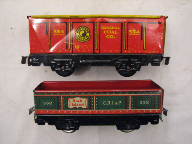   TIN LITHO TRAIN SET PRR NYCRR SANTA FE NP CRI&P MECHANICAL  